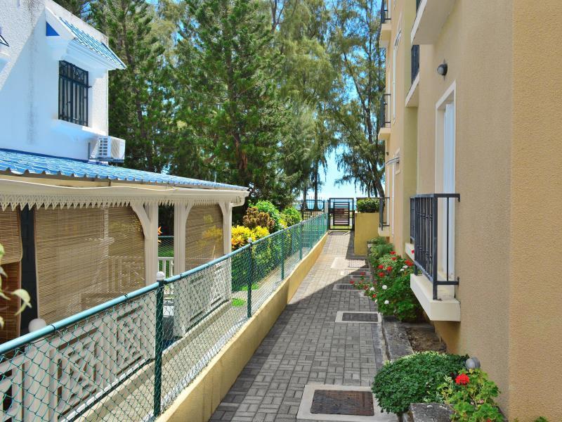 Paradya Beach Apartments Flic-en-Flacq Zewnętrze zdjęcie