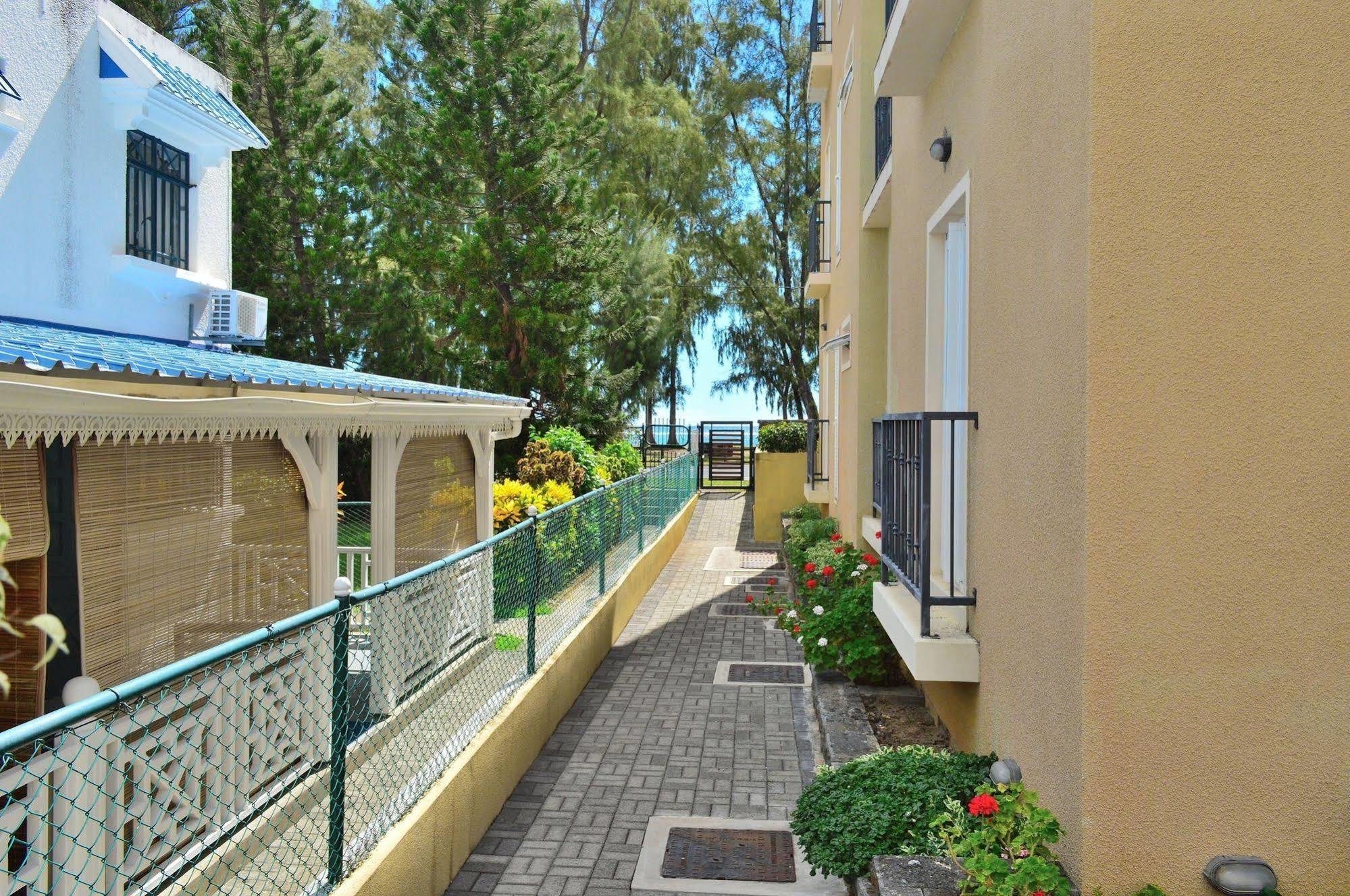 Paradya Beach Apartments Flic-en-Flacq Zewnętrze zdjęcie